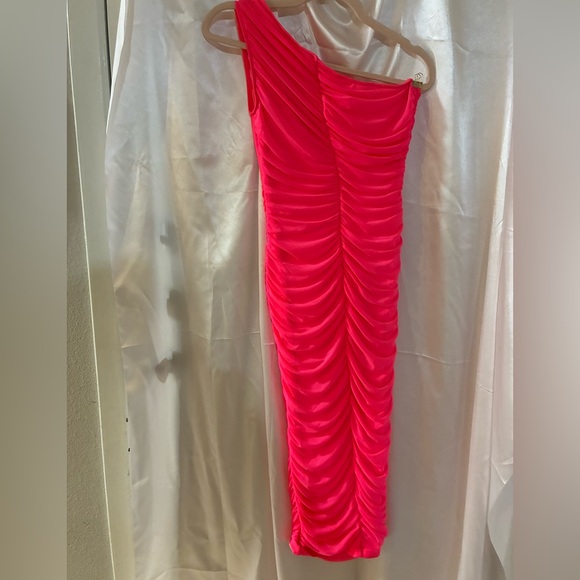 Vibrant Pink Ruched Dress - Picture 2 of 4